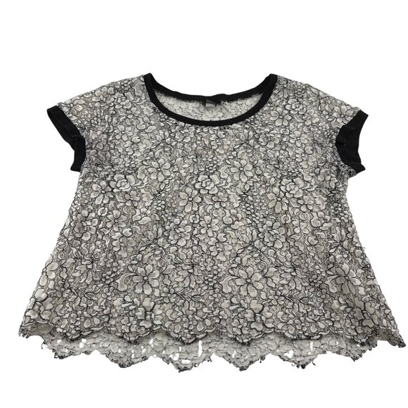 Torrid Womens Lace Floral Short Sleeve Top Black‎ & White Size 1 - Picture 1 of 5